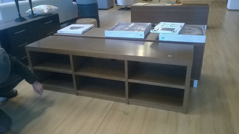 Tässä kyseinen taso